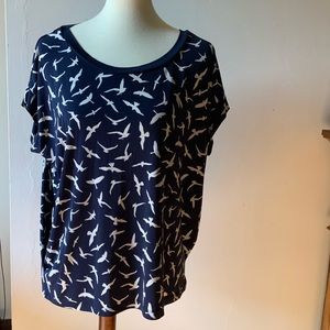 The Limited navy bird top size Large